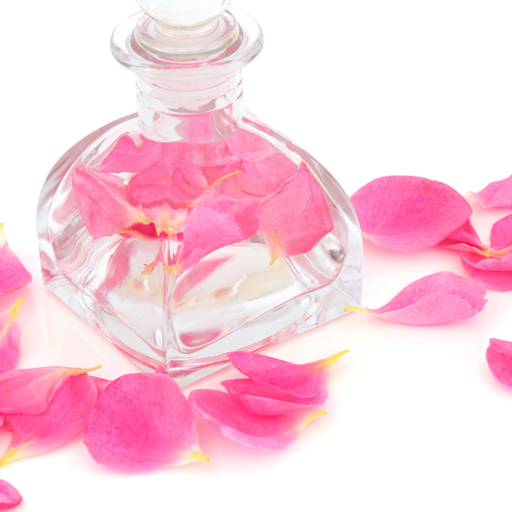 6 Amazing Benefits of Roses for Skin