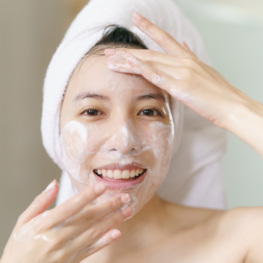 6 Natural Face Cleansers for Radiant Skin